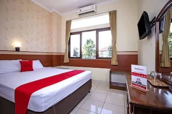 RedDoorz Plus @ Wastu Kencana
