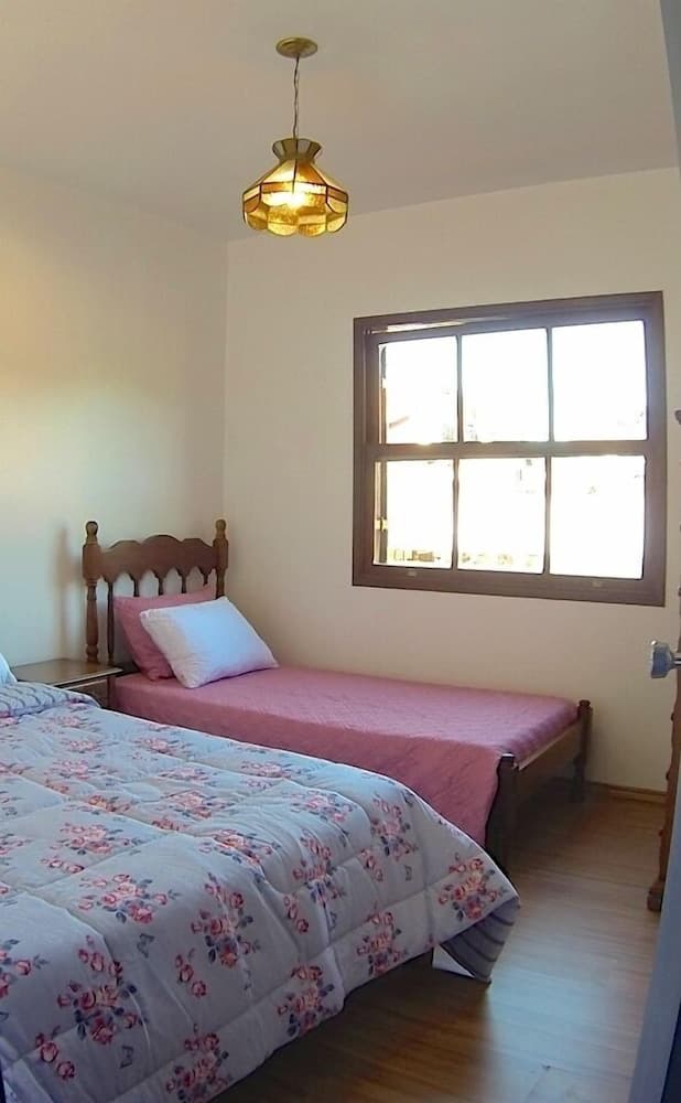Apartamento dois quartos Capivarí