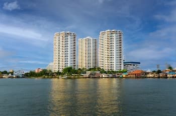 Riverine Place Hotel and Residence