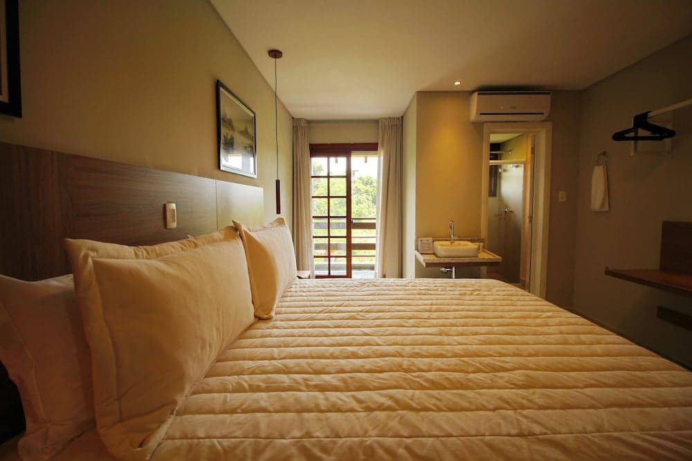 Beach Hotel Jureia Amarras