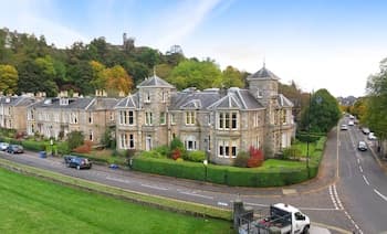 Royal Gardens Apartments