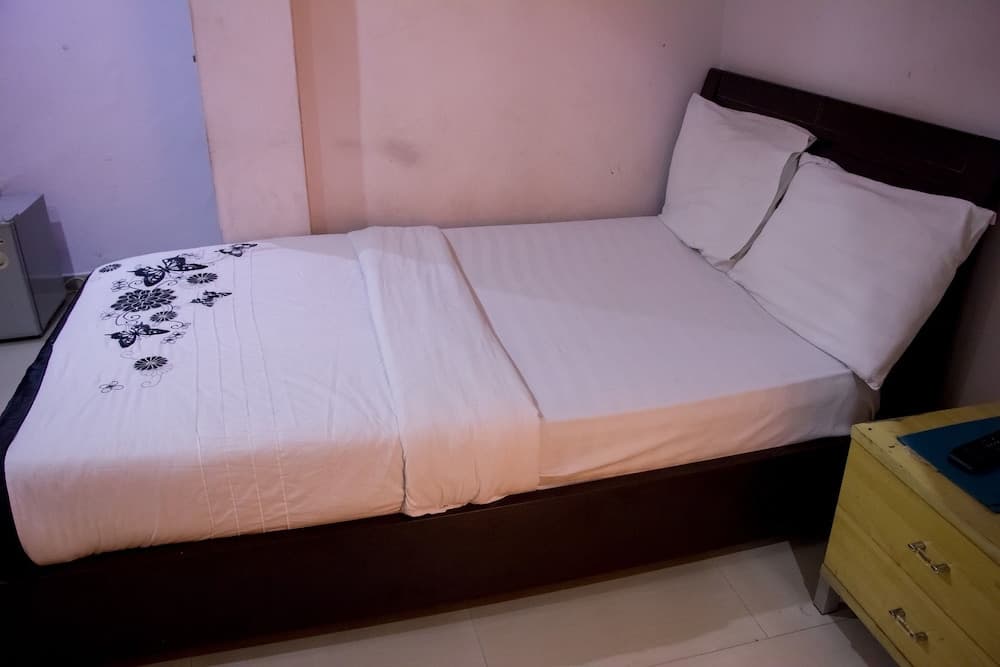 Theodawn Hotels at Suite 29