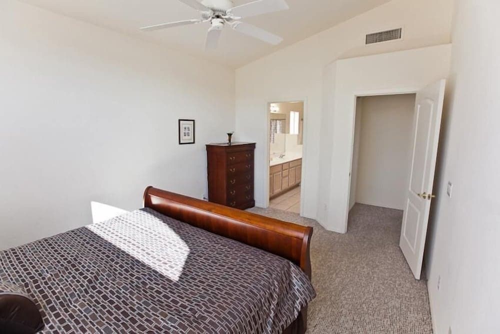 Keep It Simple By Signature Vacation Rentals