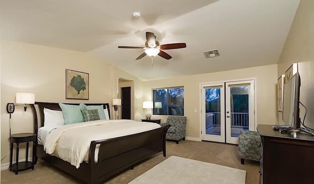 Dynamite By Signature Vacation Rentals