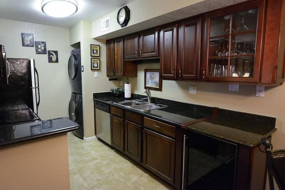 Traditional Touch By Signature Vacation Rentals