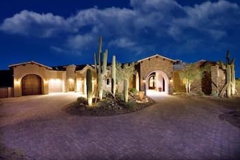 Bella Estate By Signature Vacation Rentals