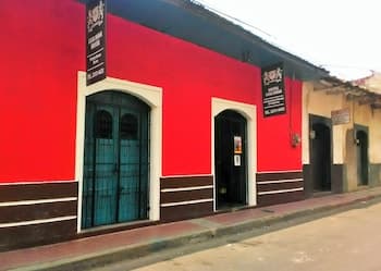 Hostal Casa Ivana - Hostel