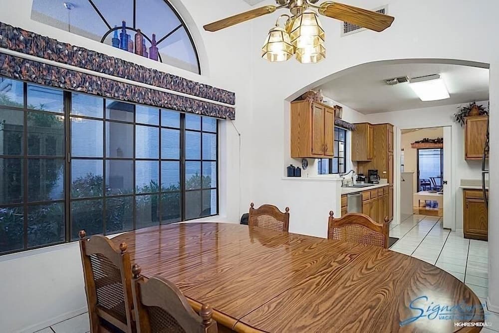 Take It Easy By Signature Vacation Rentals