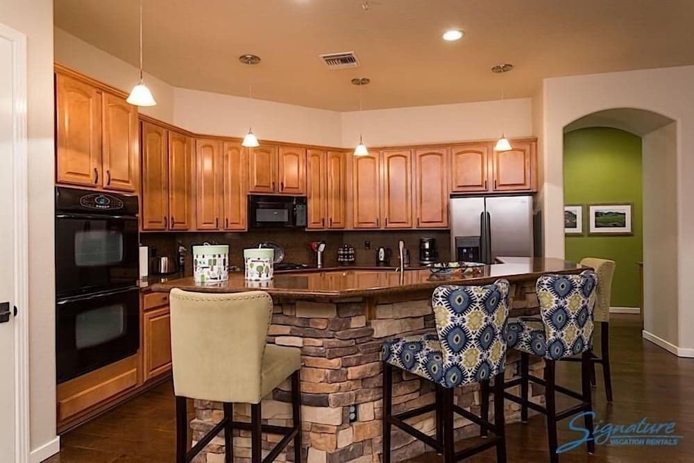 Palm Valley By Signature Vacation Rentals