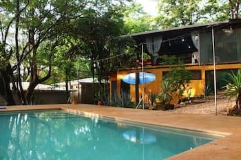 Pura Vida MINI Hostel