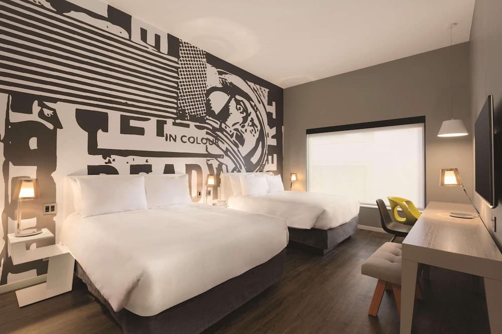 Radisson RED Minneapolis Downtown