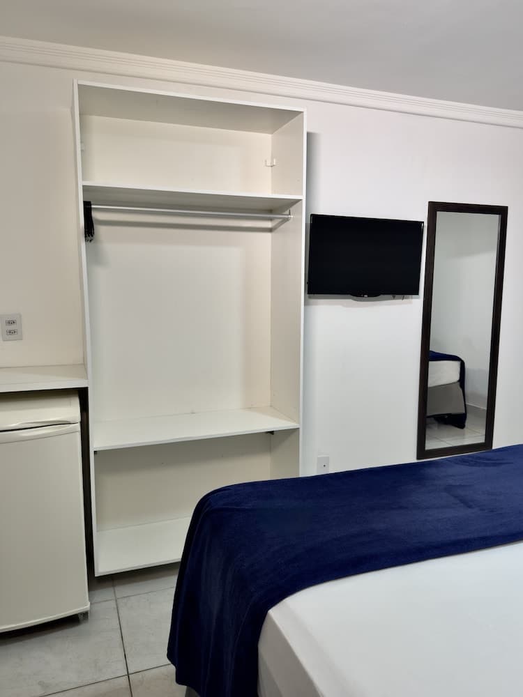 Las Brisas Beach Hotel