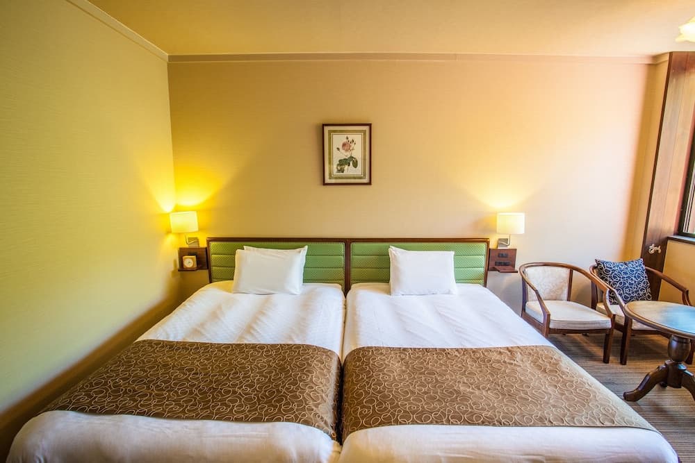 Takayama Wan Wan Paradise Hotel & Cottage