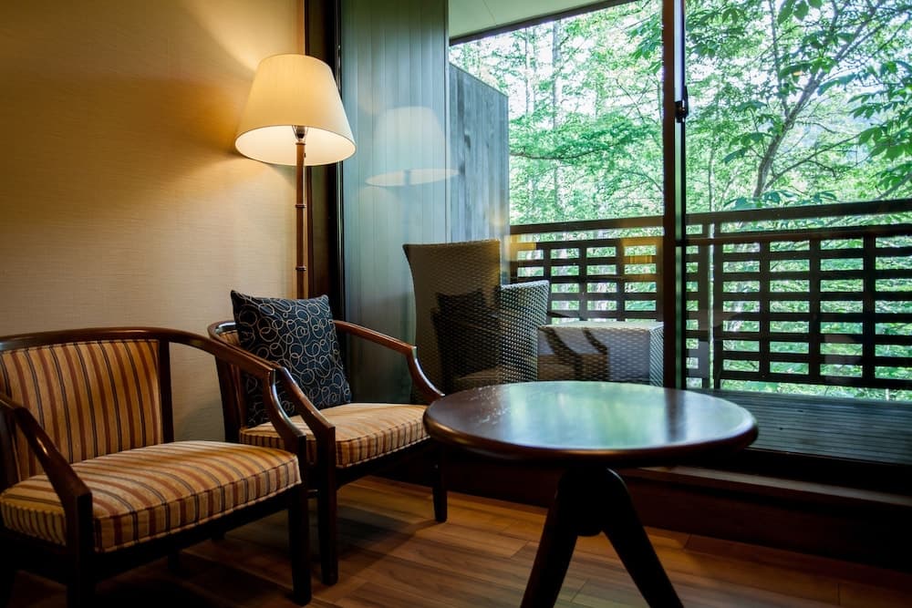 Takayama Wan Wan Paradise Hotel & Cottage