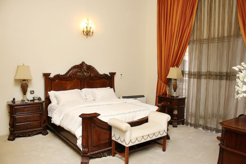 Westfoster Harbour Boutique Residences