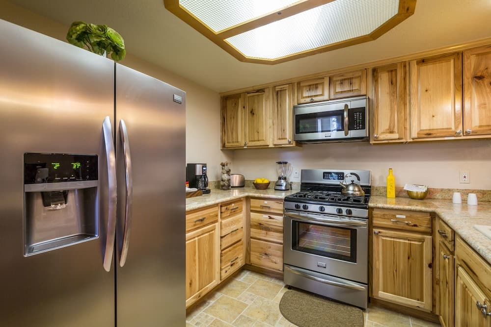 Inside Yosemite Sierra Blossom