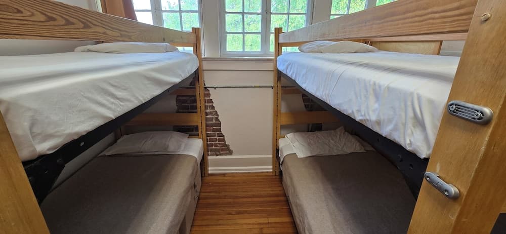 Little Rock Firehouse Museum & Hostel