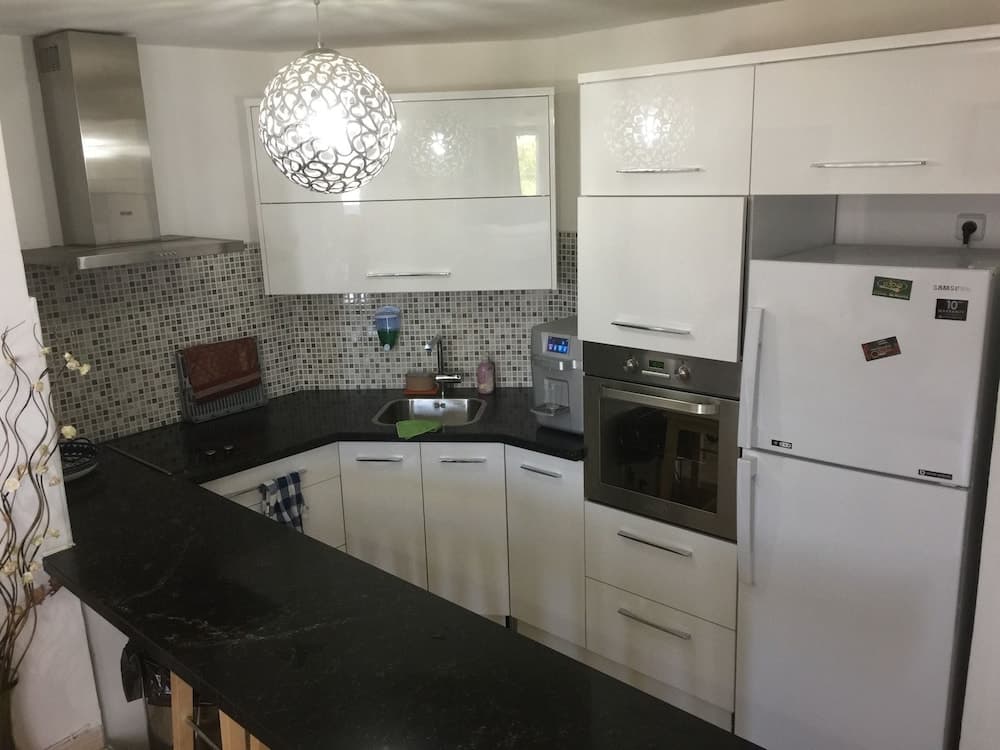 Avi's Suites - 44 Hativat Hanegev