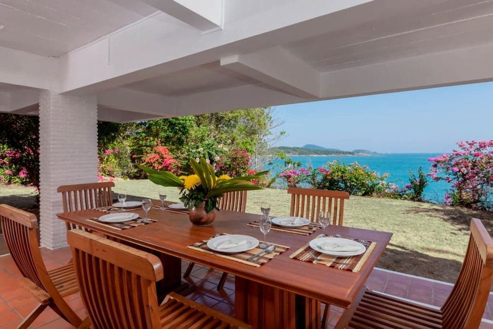 Baan Khunying – Secluded Phuket Beachfront Villa
