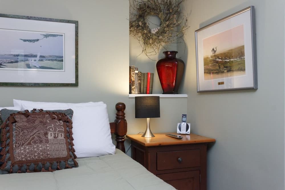 Coles Bay Vacation Retreat