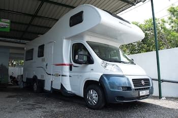 Go Outdoors Motor Home - Caravan Park