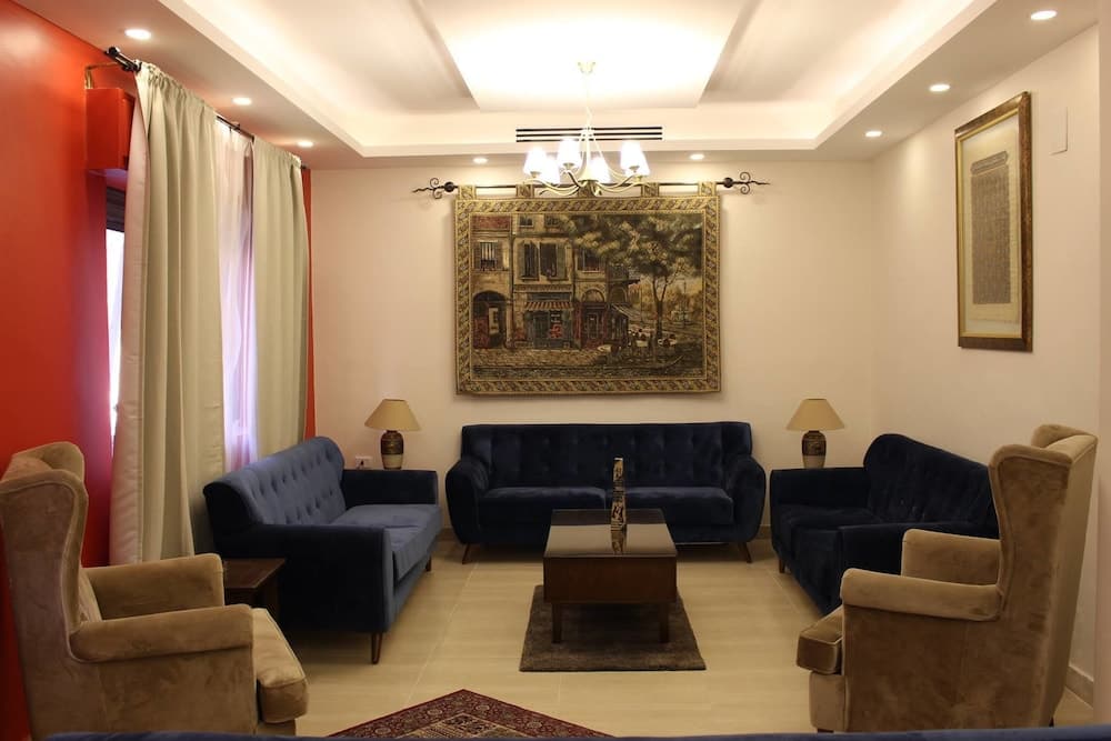 Sohol Al Karmil Suites