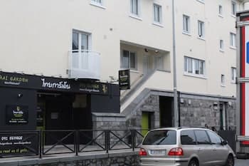 Spanish Arch Apartment