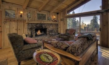 Tash Luxury Vacation Rental by RedAwning