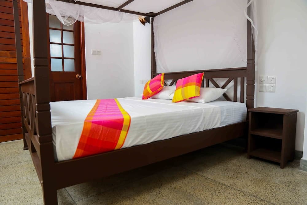 Lagoon Boutique Hotel