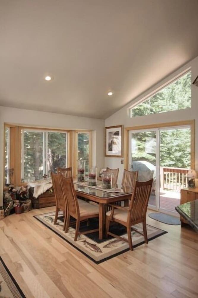 Bray Carnelian Bay Rental 3 Bedroom Home by RedAwning