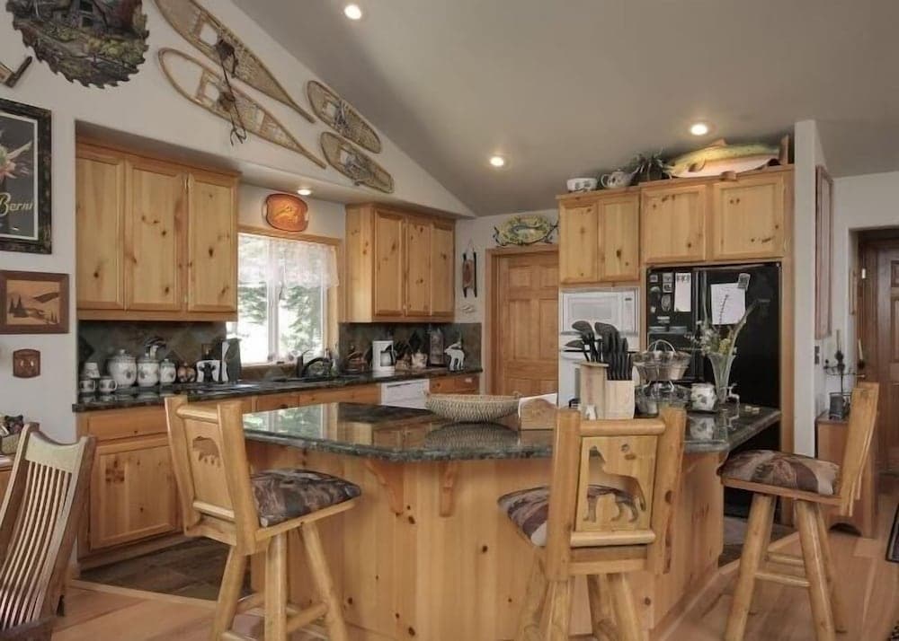 Bray Carnelian Bay Rental 3 Bedroom Home by RedAwning