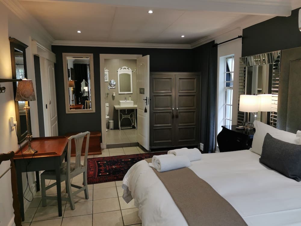 At 98 on Lynburn Guest House