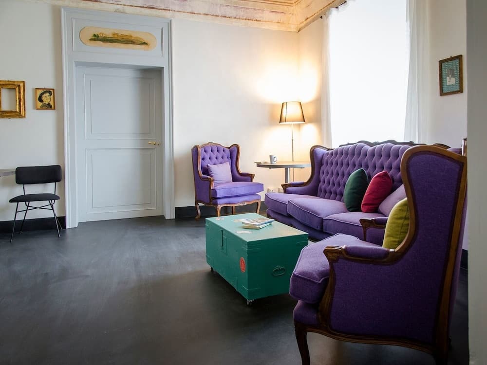 Palazzo Melfi Suite - Hotel