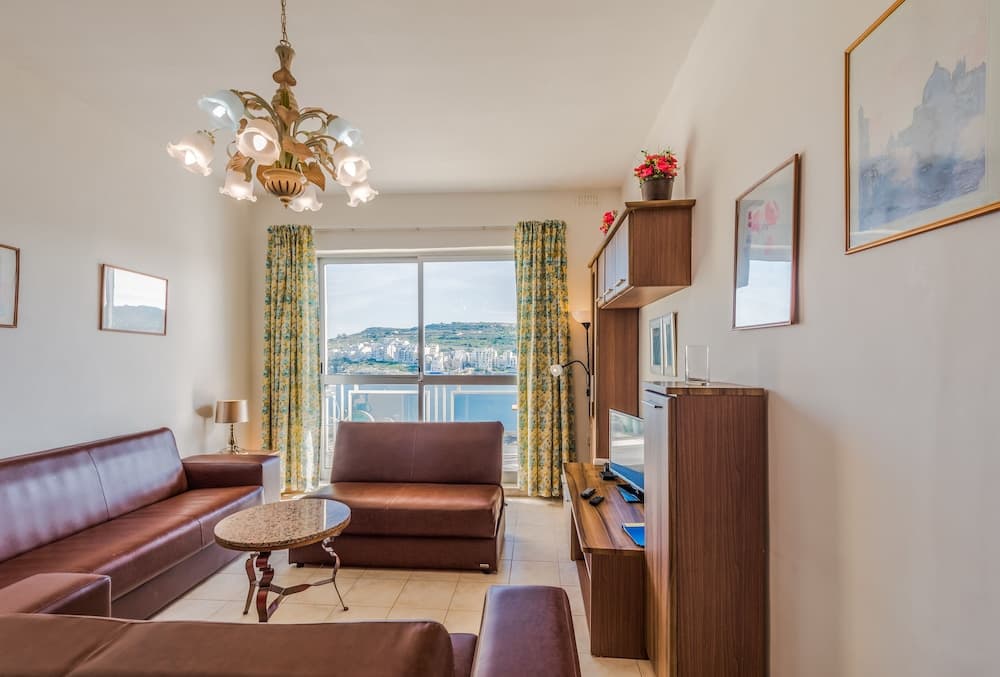 Bay View Apartment by Getaways Malta