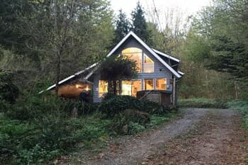 39gs - Hot Tub - Bbq - Pets Ok - Wifi - Sleeps 6 1 Bedroom Home by RedAwning