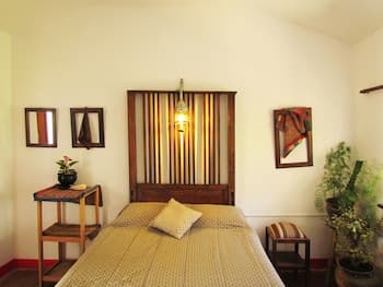 Casa Patacalle Bed & Breakfast Hotel