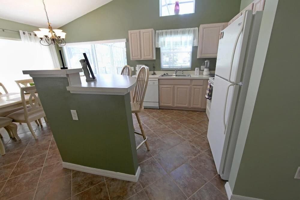 Gorgeous Homes with Golf Course View