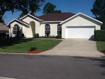 Very Comfortable Villa Close by Theme Parks