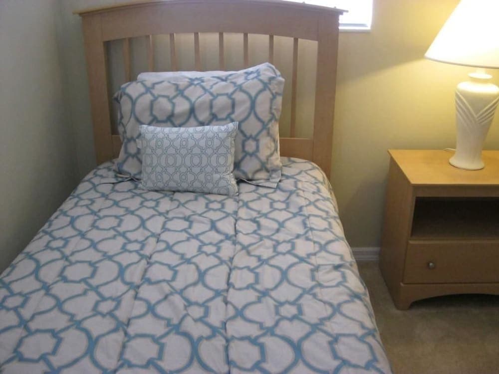 Gorgeous Home Close to Theme Parks