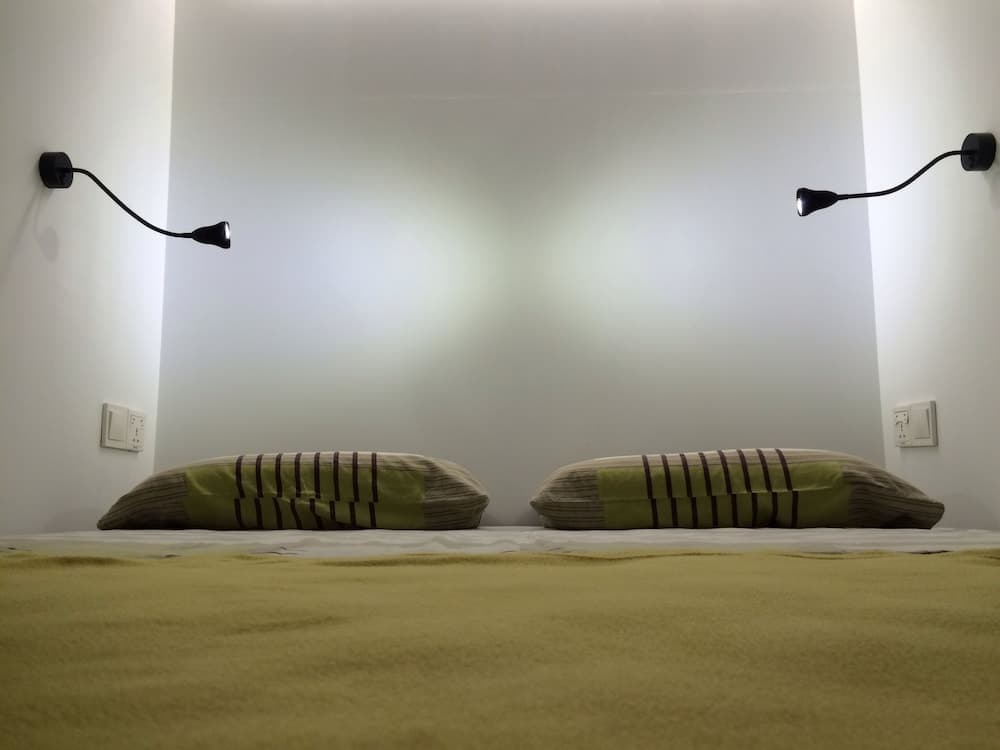 Ringo's Foyer Guest House - Hostel