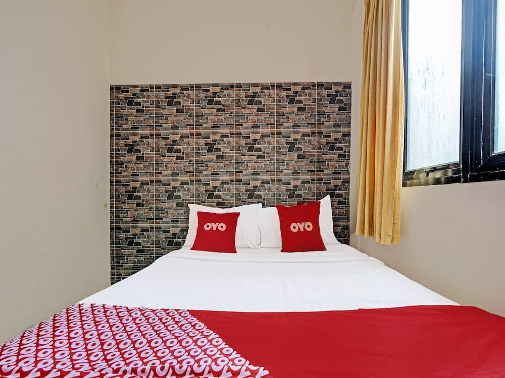 OYO 1699 Verona Residence