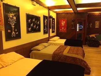 Family Room on Water Street