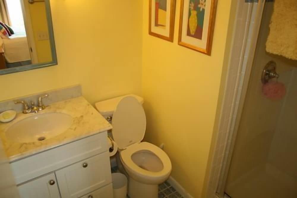 Next 2 Paradise-203 2 Bedroom Condo by RedAwning