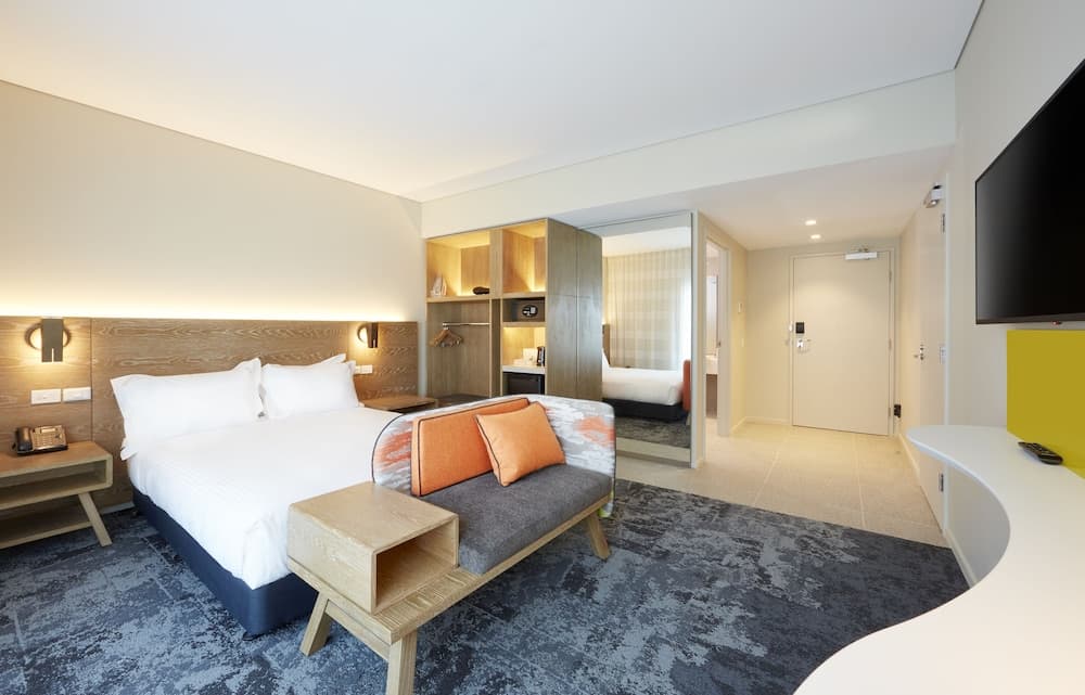 Holiday Inn Express Adelaide City Centre by IHG