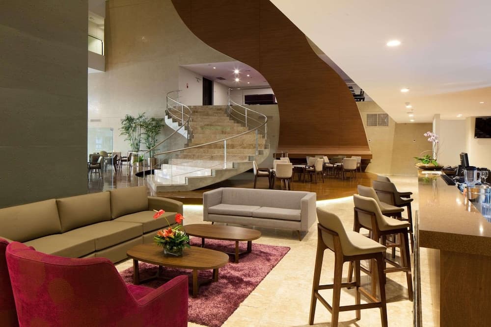 Radisson Hotel Santa Cruz