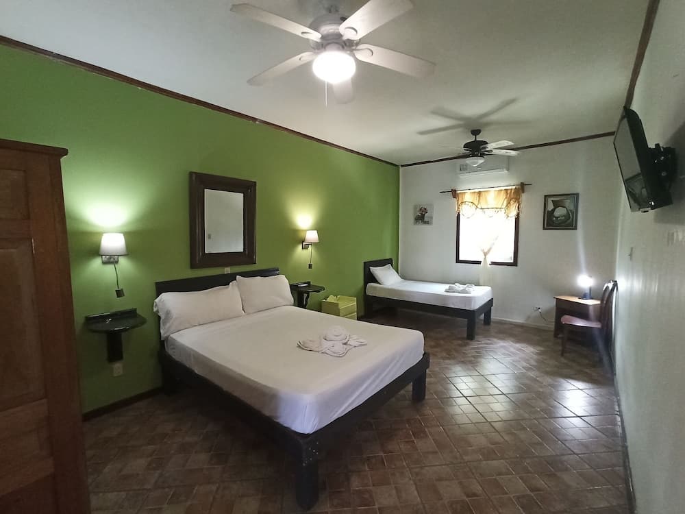 Los Balcones Over The Sea Hotel