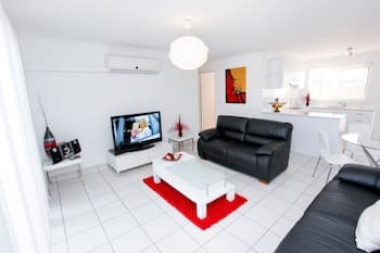 112 Olive Apartments