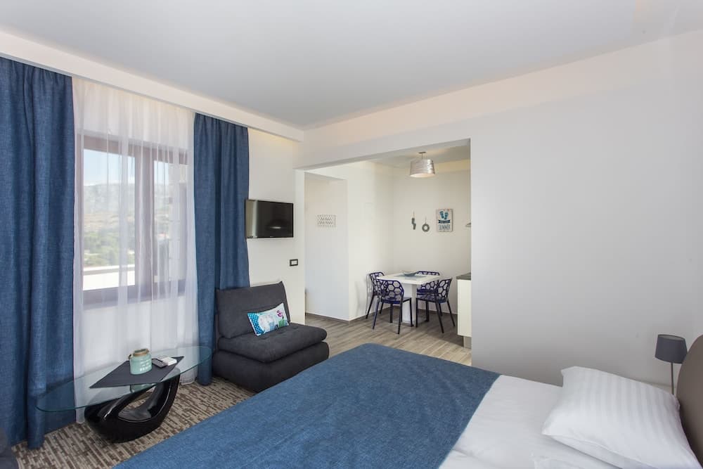 Apartments Villa Peragro