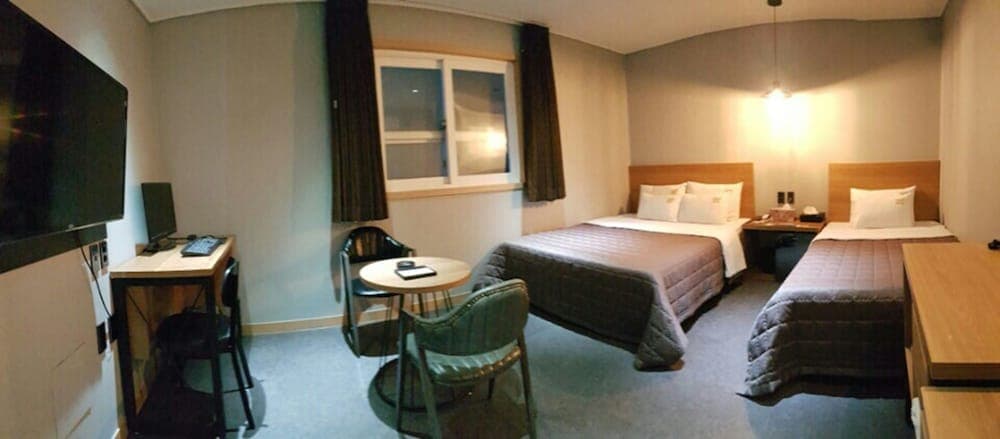 Busan Oncheonjang Youain