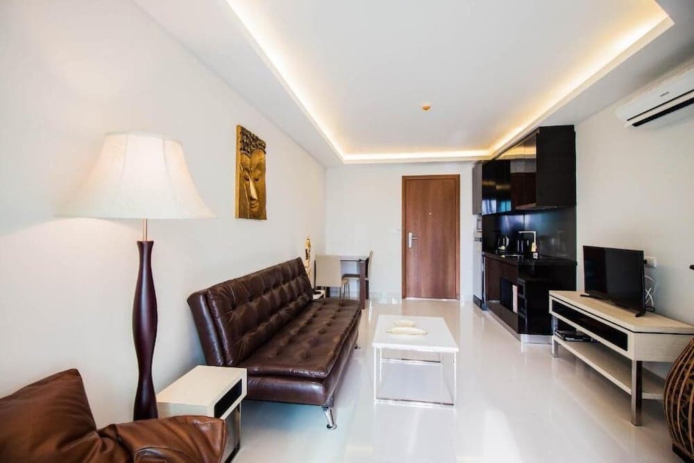 Club Royal Wongamat by PSR ASIA